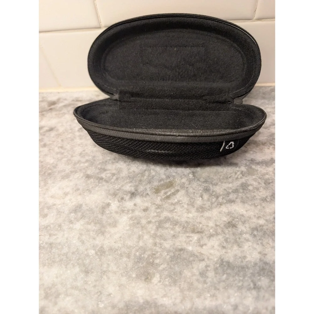 Native Eyewear Black Hard Eyeglass Sunglass‎ Case Clamshell Protective CASE ONLY